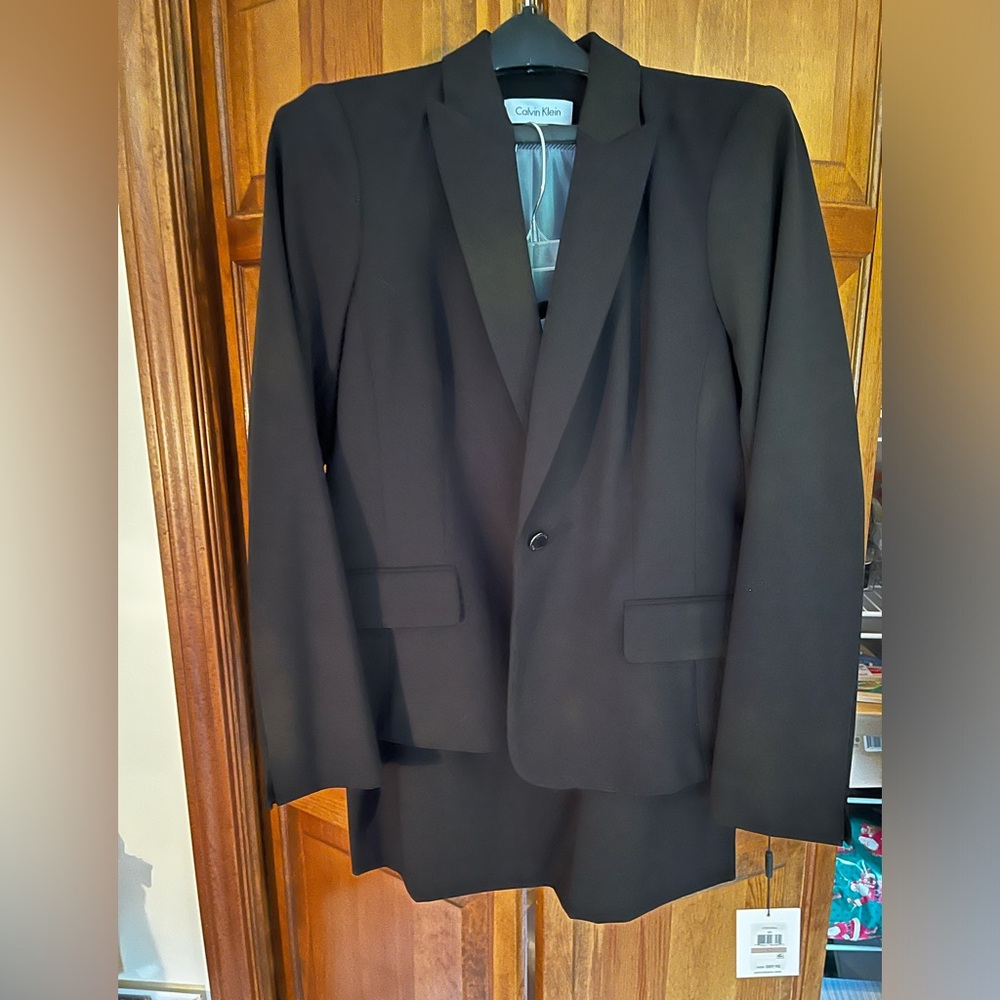 Woman’s skirt suit set